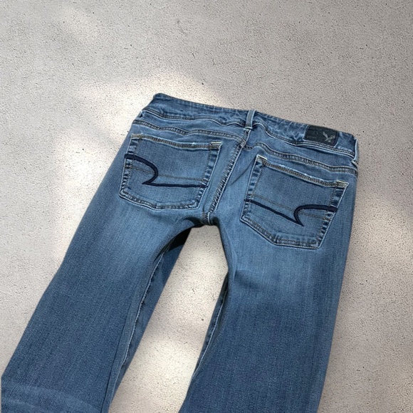 American Eagle Outfitters Low Rise Bootcut Jeans - Picture 4 of 9